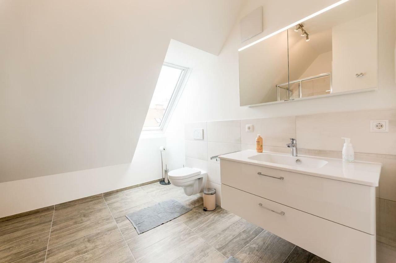 Grosse Dachgeschosswohnung Im Herzen Von Graz Exterior foto